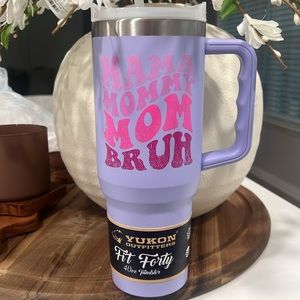 💜 YUKON MAMA - MOM TUMBLER!!